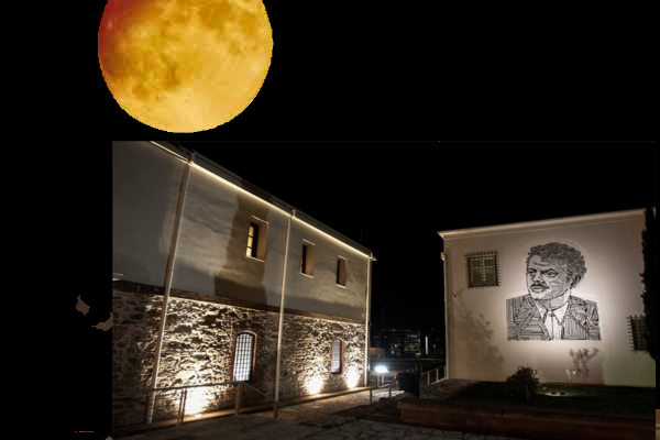 Ολόγιομο φεγγάρι με μουσική παράσταση από το Μουσείο Τσιτσάνη